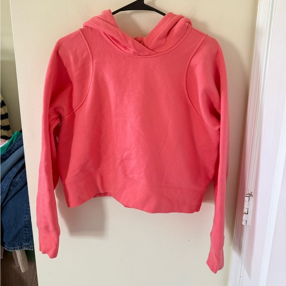 Lululemon Loungeful Cropped Hoodie
Raspberry Cream - Picture 3 of 6